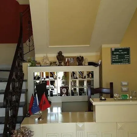 Le Olive 3* 엘바산